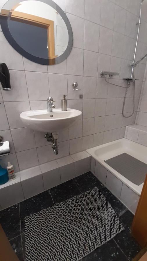 Schone 2Raumwohnung In Perfekter Lage 门兴格拉德巴赫 外观 照片